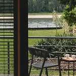 Nooqa - Rheinlofts 4*
