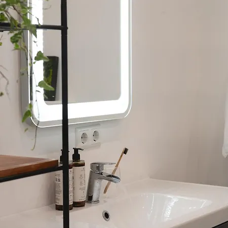 Апарт-отель Nooqa - Rheinlofts