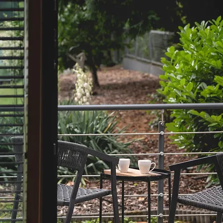 Lejlighedshotel Nooqa - Rheinlofts Köln