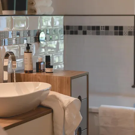 Lejlighedshotel Nooqa - Rheinlofts 4*